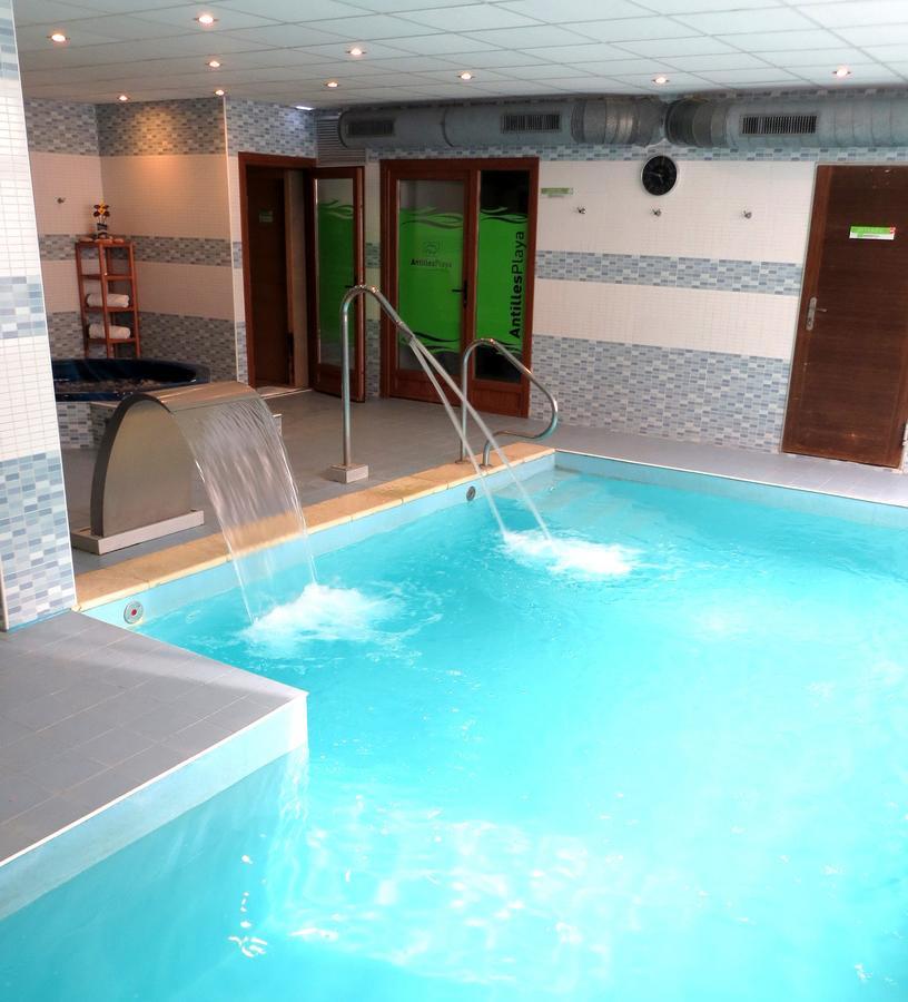 Apartamentos Rurales & Spa Antilles Playa Лянес Екстериор снимка